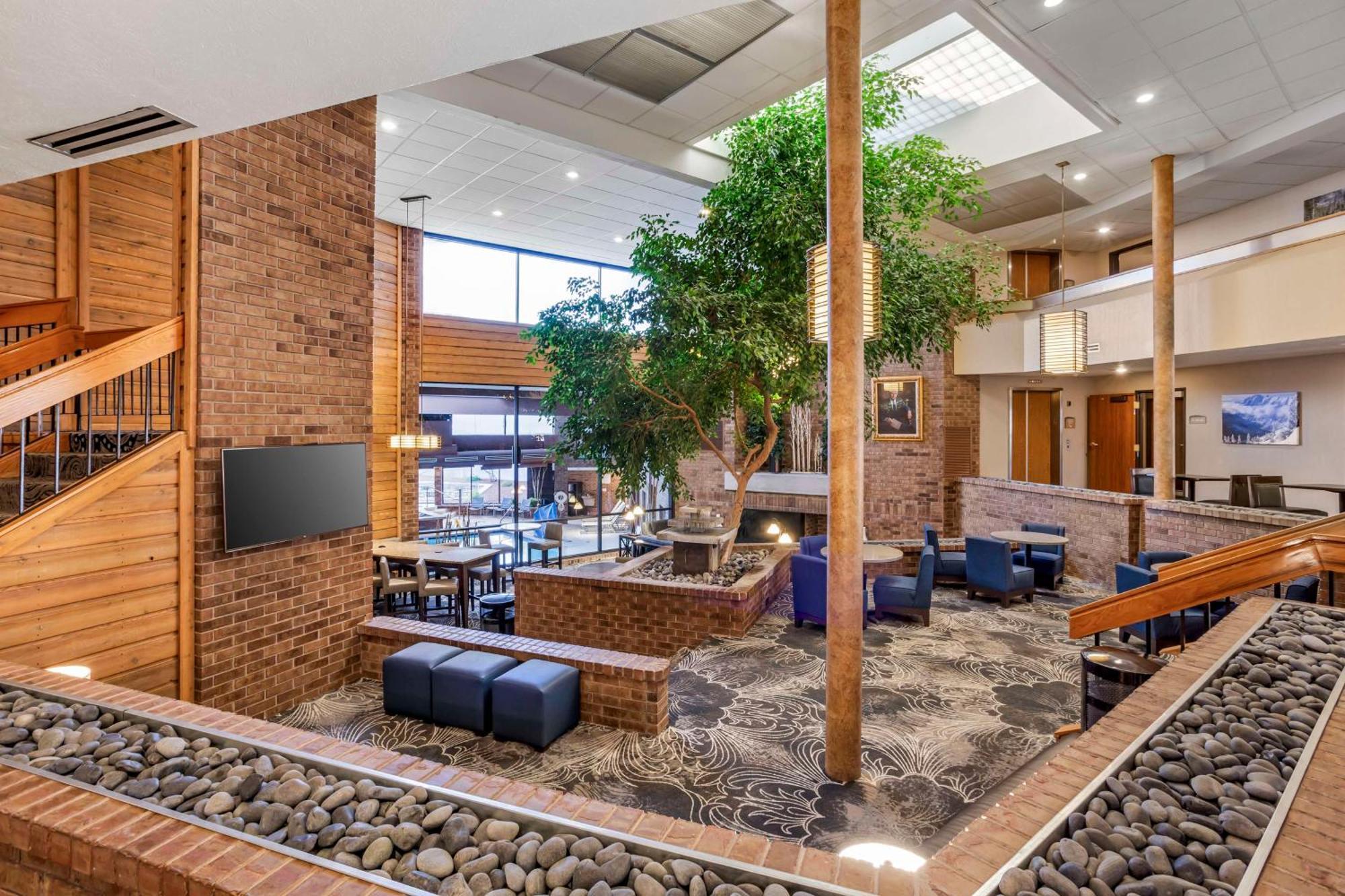 Best Western Plus Landmark Inn Парк-Сити Экстерьер фото